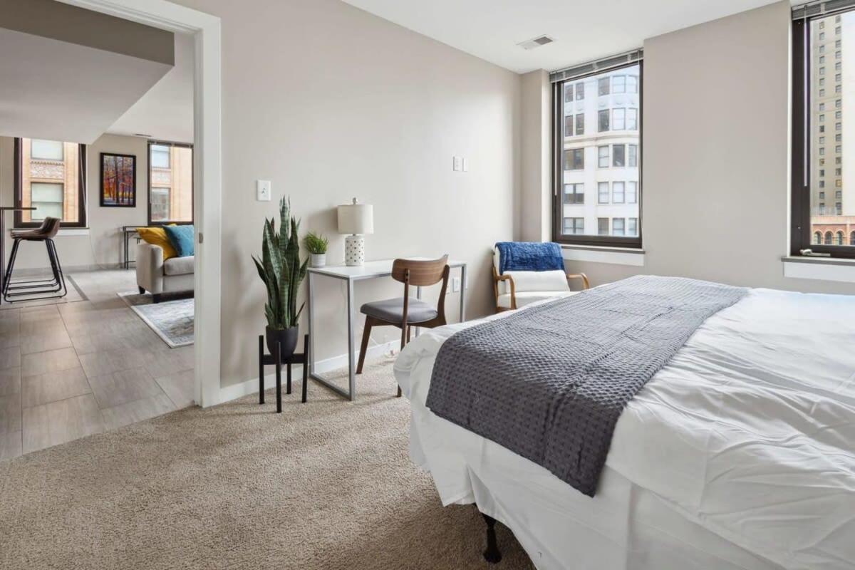 Apartament 2Br Downtown Luxury Getaway Detroit Zewnętrze zdjęcie
