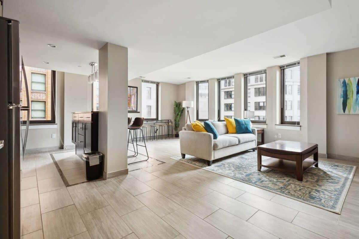 Apartament 2Br Downtown Luxury Getaway Detroit Zewnętrze zdjęcie