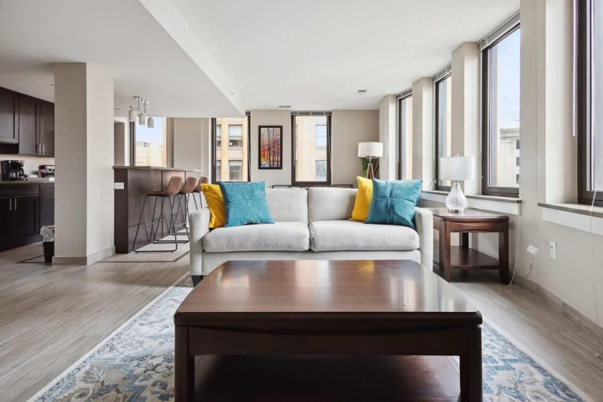Apartament 2Br Downtown Luxury Getaway Detroit Zewnętrze zdjęcie